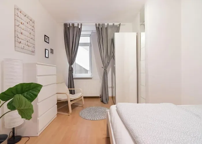 Spacious Apartament *